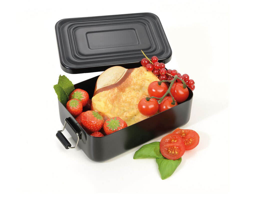 TROIKA Lunchbox Troika Black Box – BOX82/BK, open with food inside