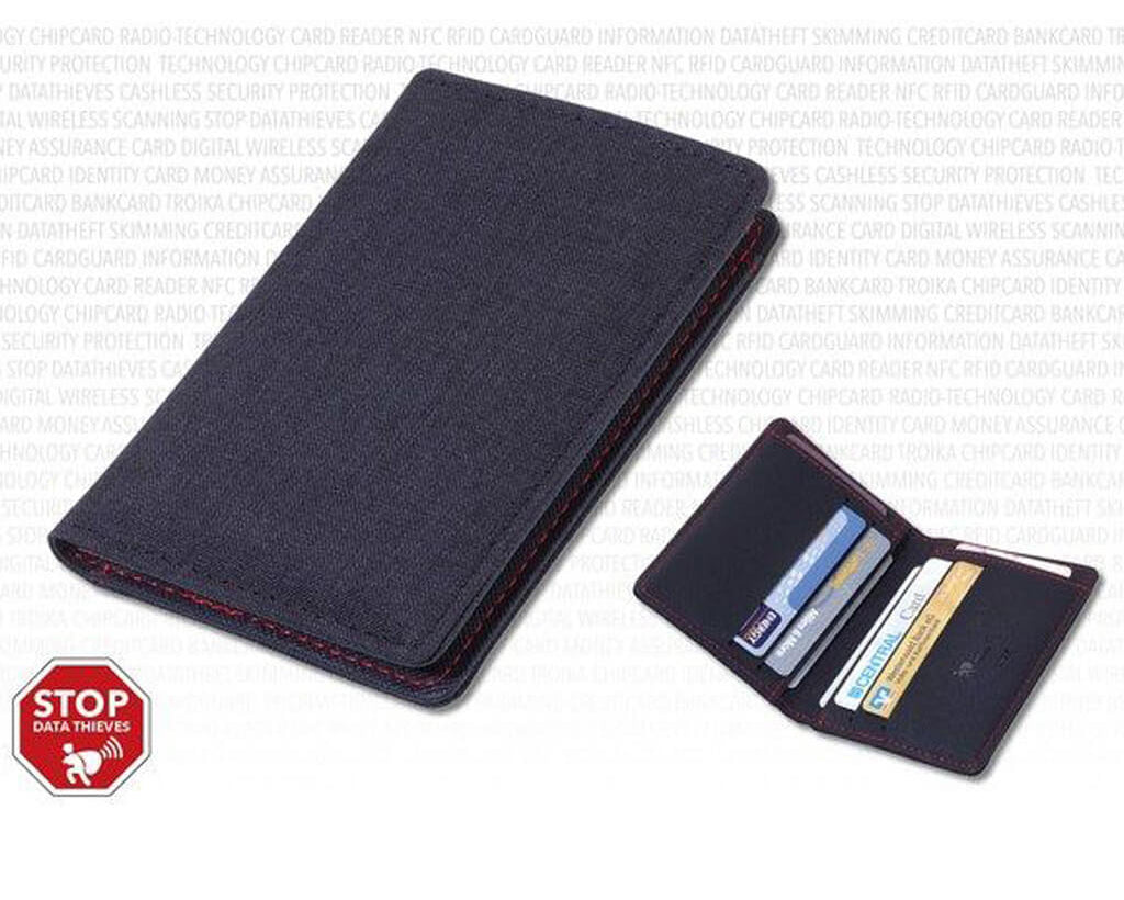 TROIKA Protective Case "CARD SAVER 8.0"