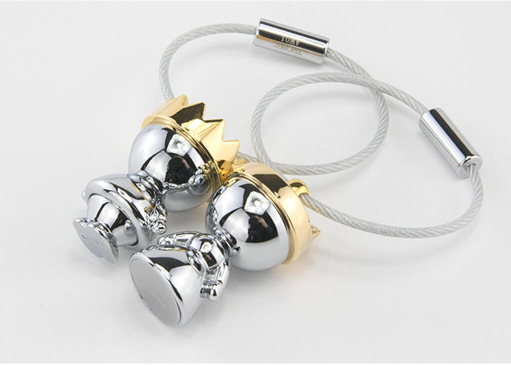 TROIKA Key chain "KING AND QUEEN KEYCHAIN"