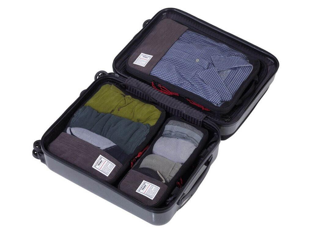 TROIKA Set of travel compression packing cubes "BUSINESS PACKING CUBES"