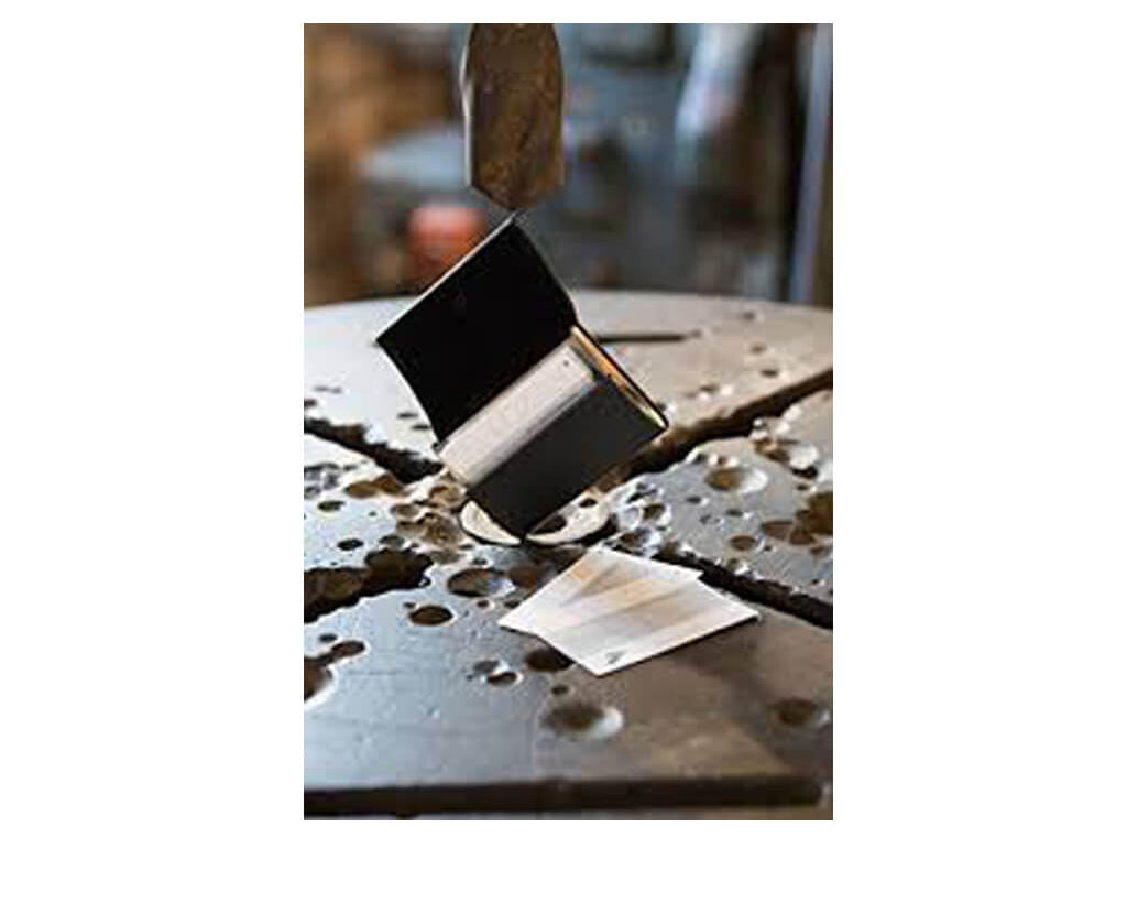 troika-credit-card-case-sophisticase