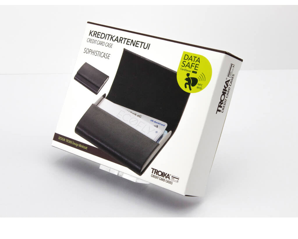 troika-credit-card-case-sophisticase
