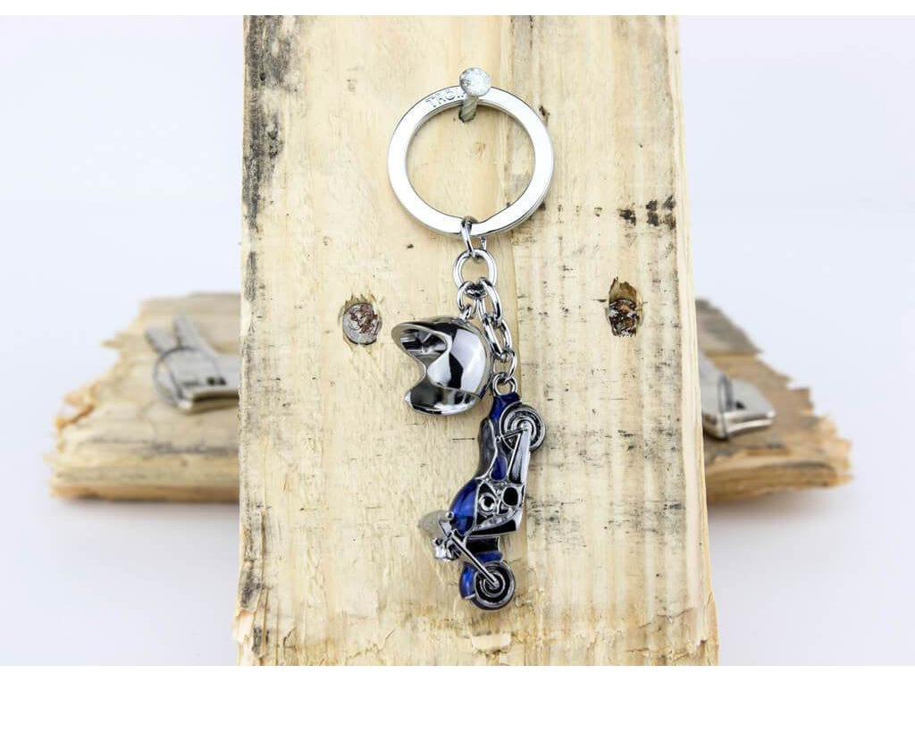 TROIKA Keyring with 2 charms "KEY CRUISING" blue