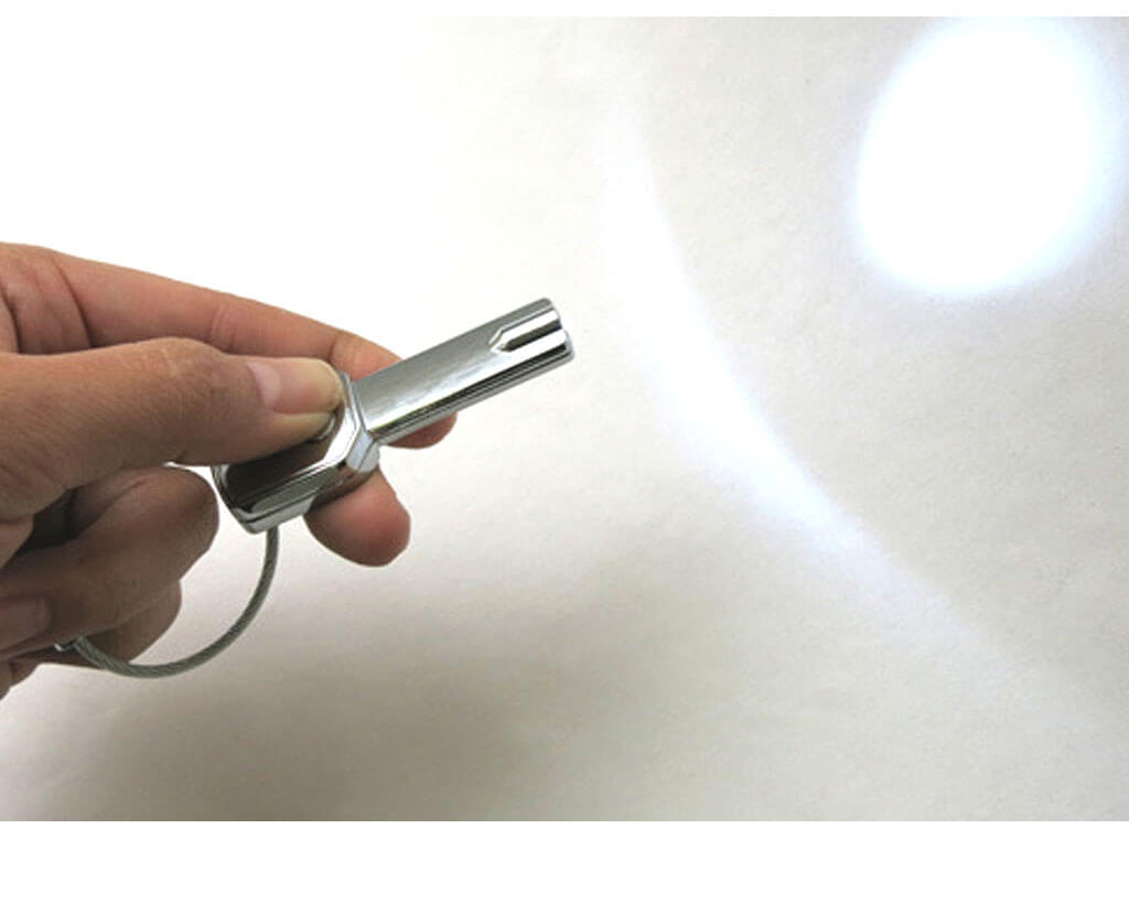 TROIKA KEYCHAIN "LIGHT KEY"