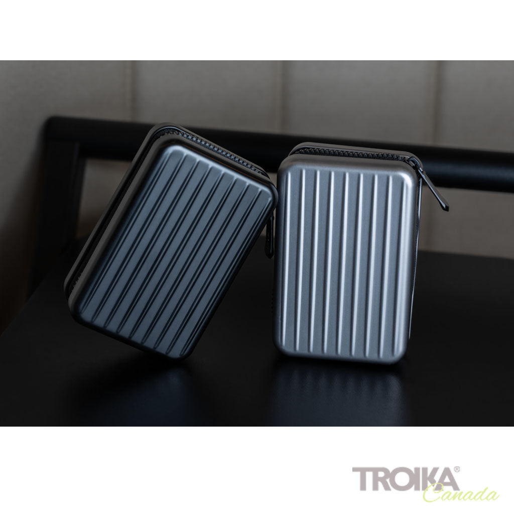 TROIKA Card Case Kartenkoffer Black – CCC04/BK in two variants, black and silver