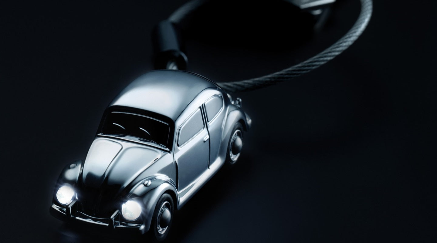 Troika Keychain with VW Beetle and light