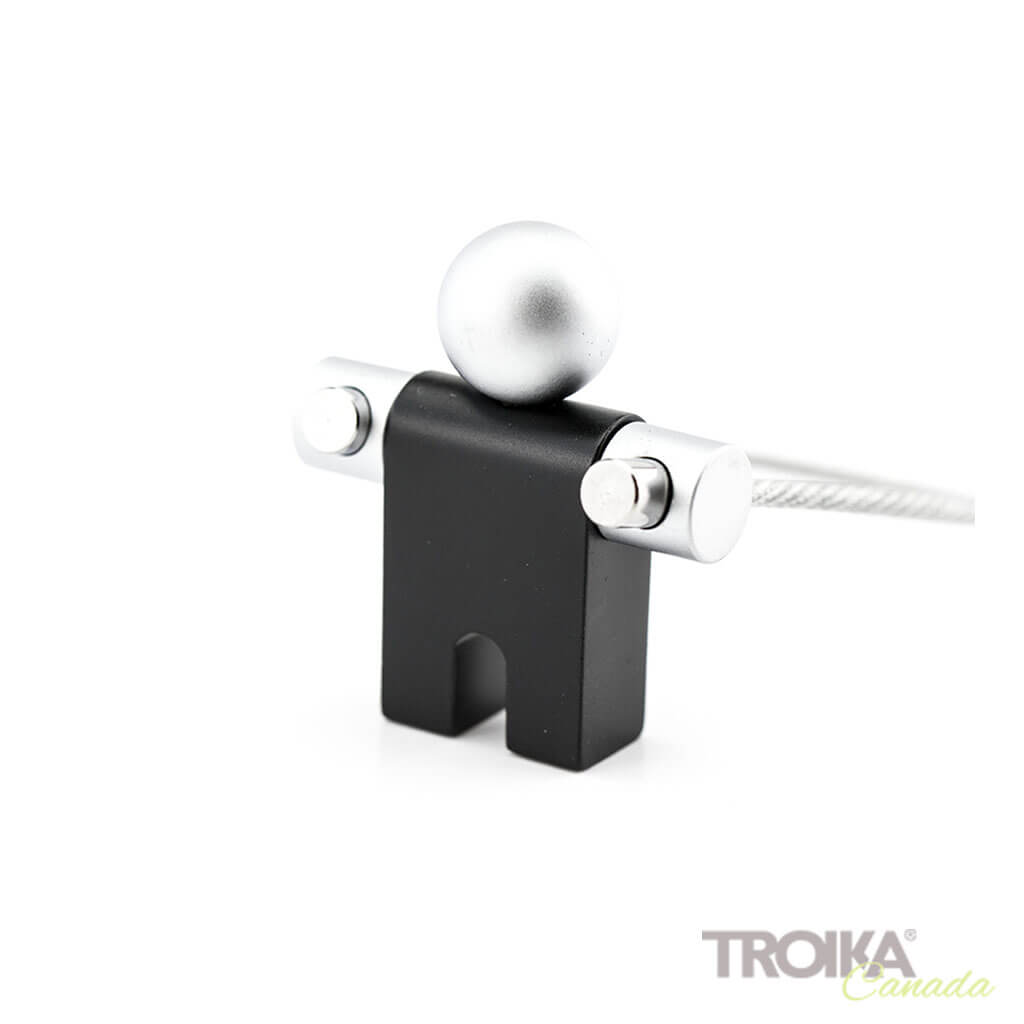 TROIKA JUMPER keychain - side view of black figure