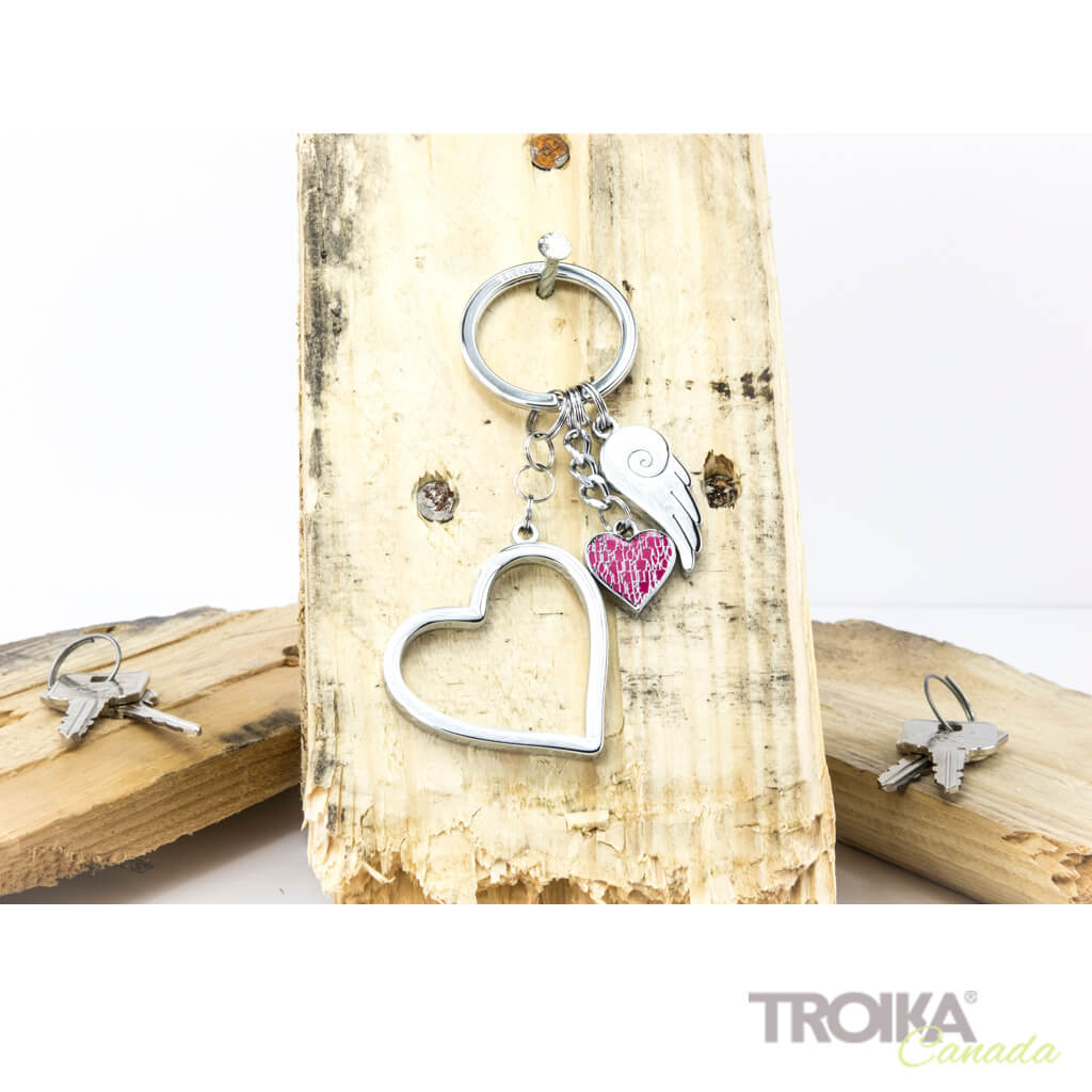 TROIKA Keychain with 3 Charms "LOVE IS IN THE AIR"