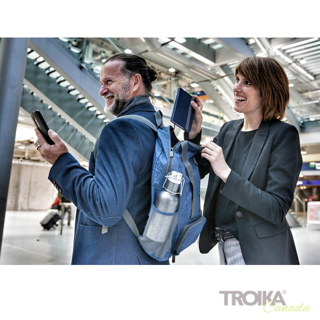 TROIKA Backpack "BAGPACK" with bottke and open zipper for note book